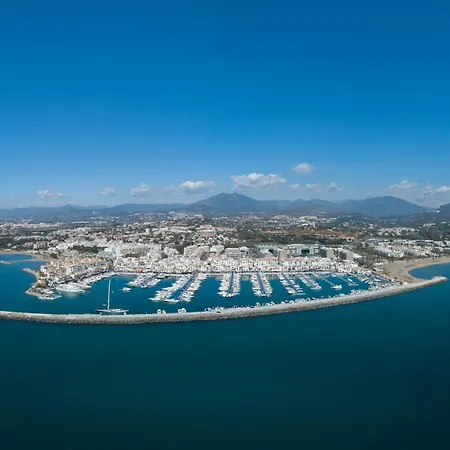 Playas Del Duque - Puerto Banus - *