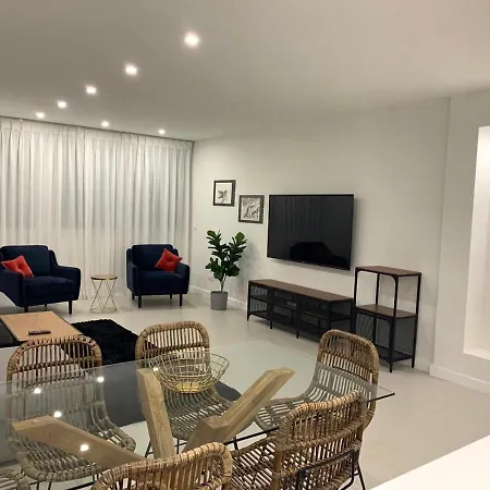 Playas Del Duque - Puerto Banus - *