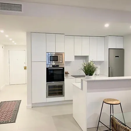 Playas Del Duque - Puerto Banus -