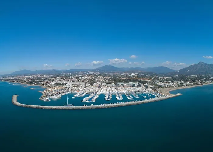 Playas Del Duque - Puerto Banus - *