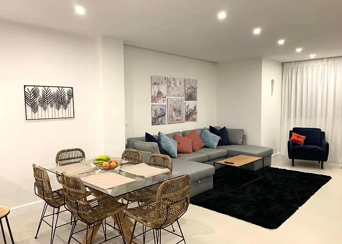 Playas Del Duque - Puerto Banus - *